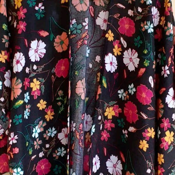 Comprar Tecido Viscose Floral Preto Metro No Elo7 Tropicalia Moda Alternativa 156d7 Comprar Tecido Viscose Floral Preto Metro No Elo7 Tropicalia Moda Alternativa 156d7
