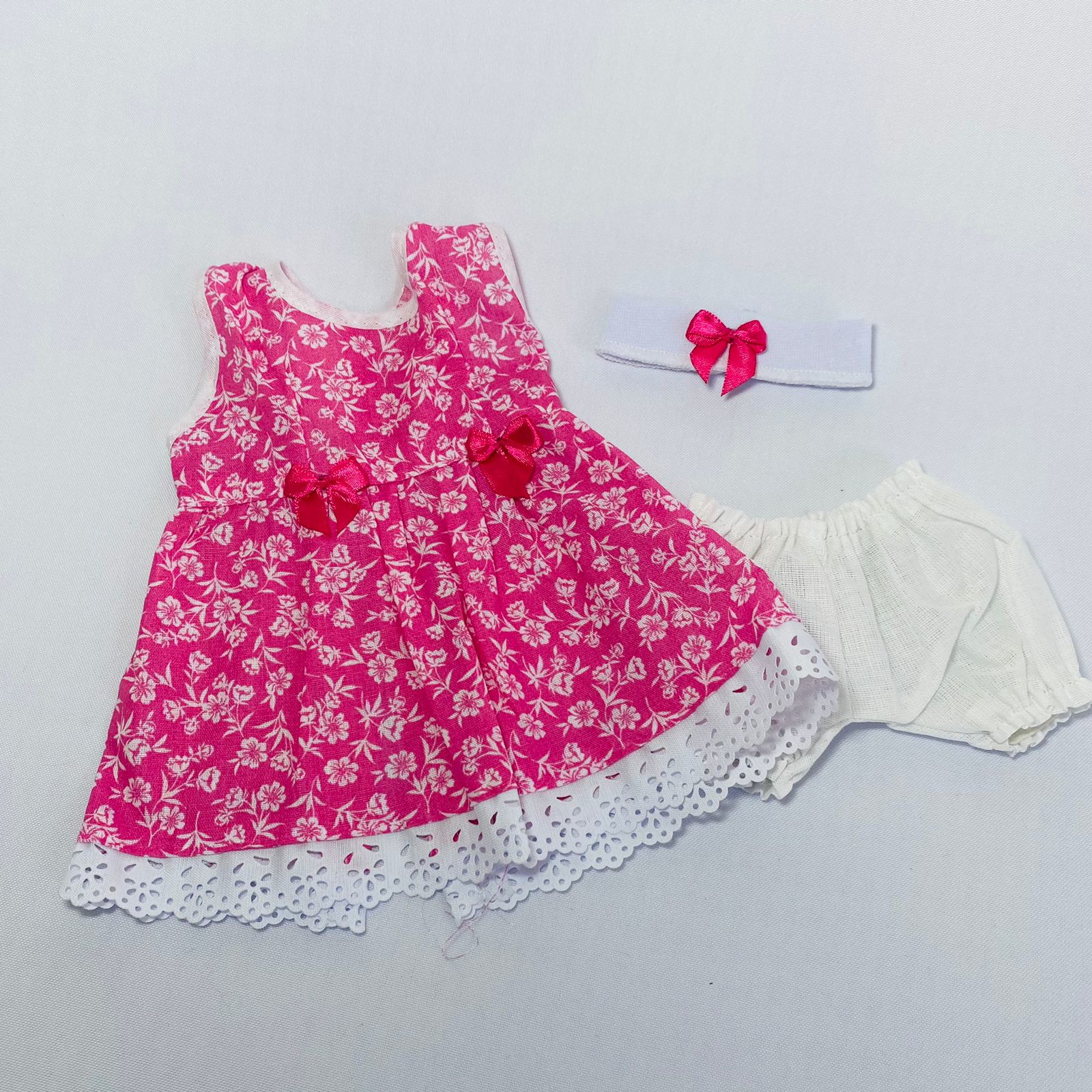 Roupa para Boneca - Kit Vestido Poá Rosa - Veste Bonecas tipo Baby Ali -  Cantinho da Boneca Acessórios e Utensílios para Bonecas