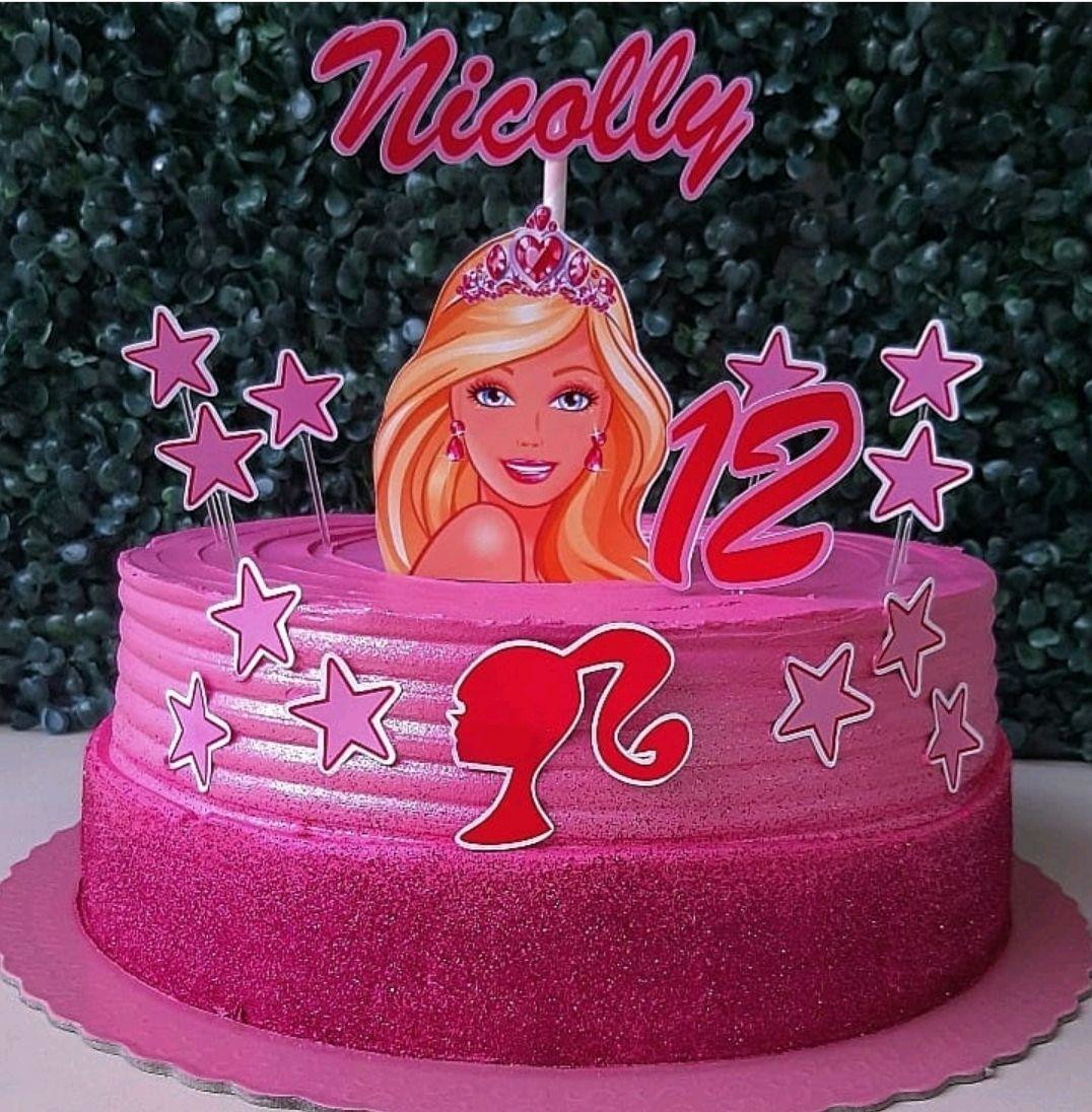 bolo da barbie simples  Bolo barbie, Festa de aniversário da barbie, Bolo  de aniversário da barbie