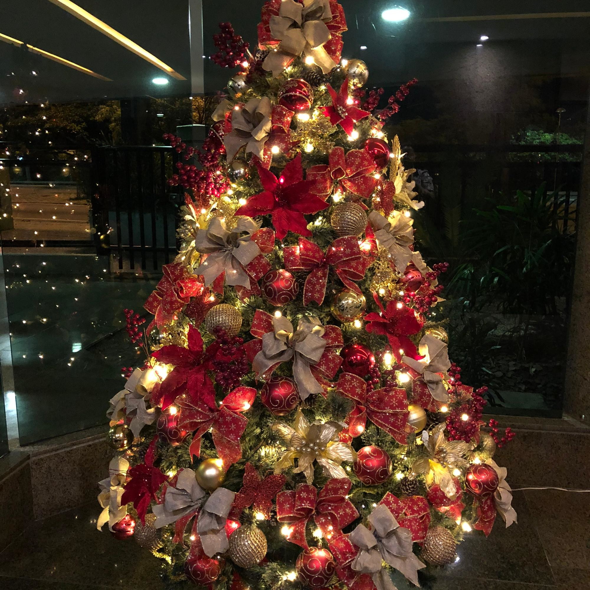 Árvore de Natal Completa de Luxo - Venda