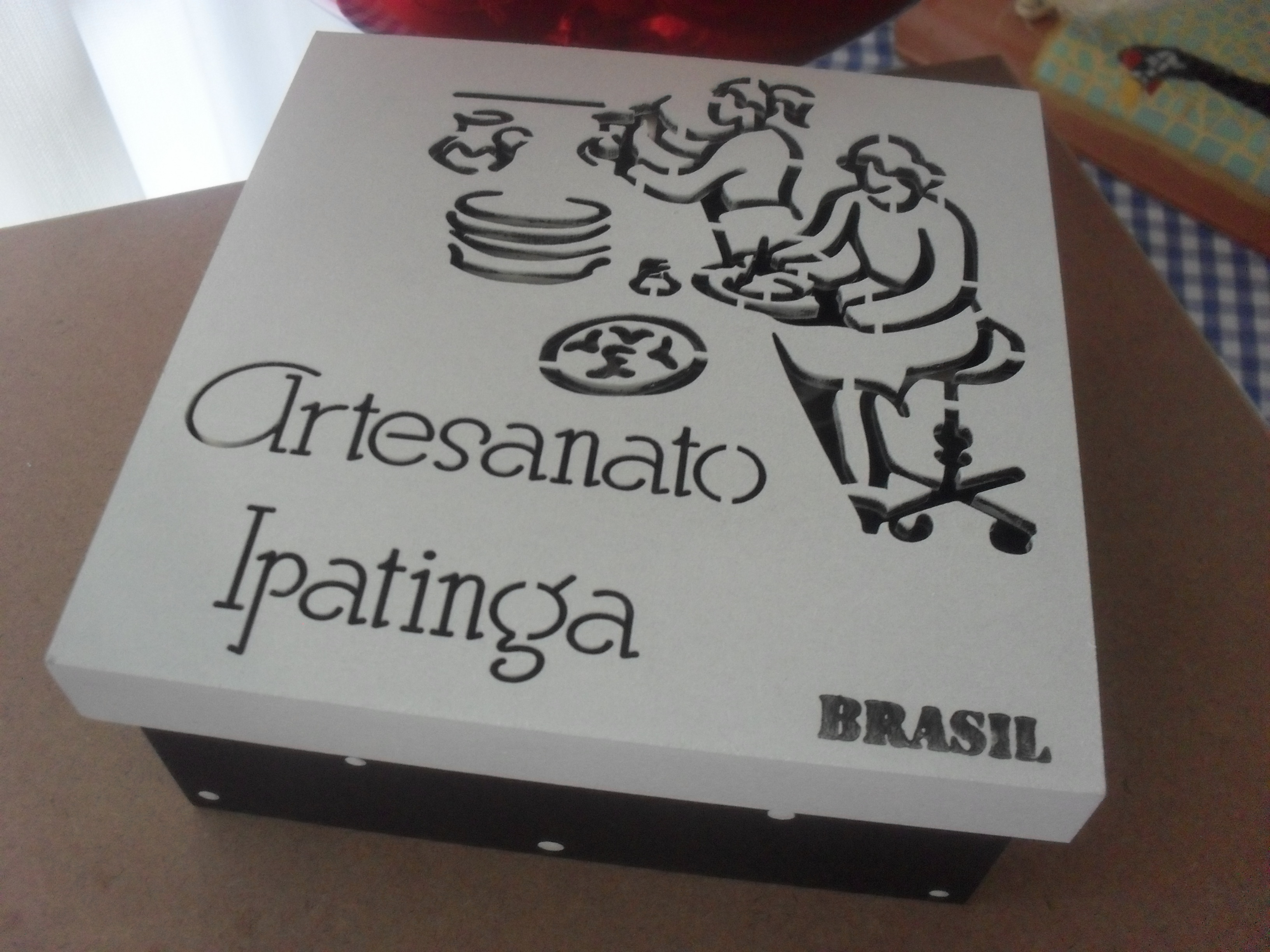 caixa brasil artesanato ipatinga artesanatoipatinga Elo7 Aparador Para Ficar Atras Do Sofa ~ caixa brasil artesanato ipatinga artesanatoipatinga Elo7