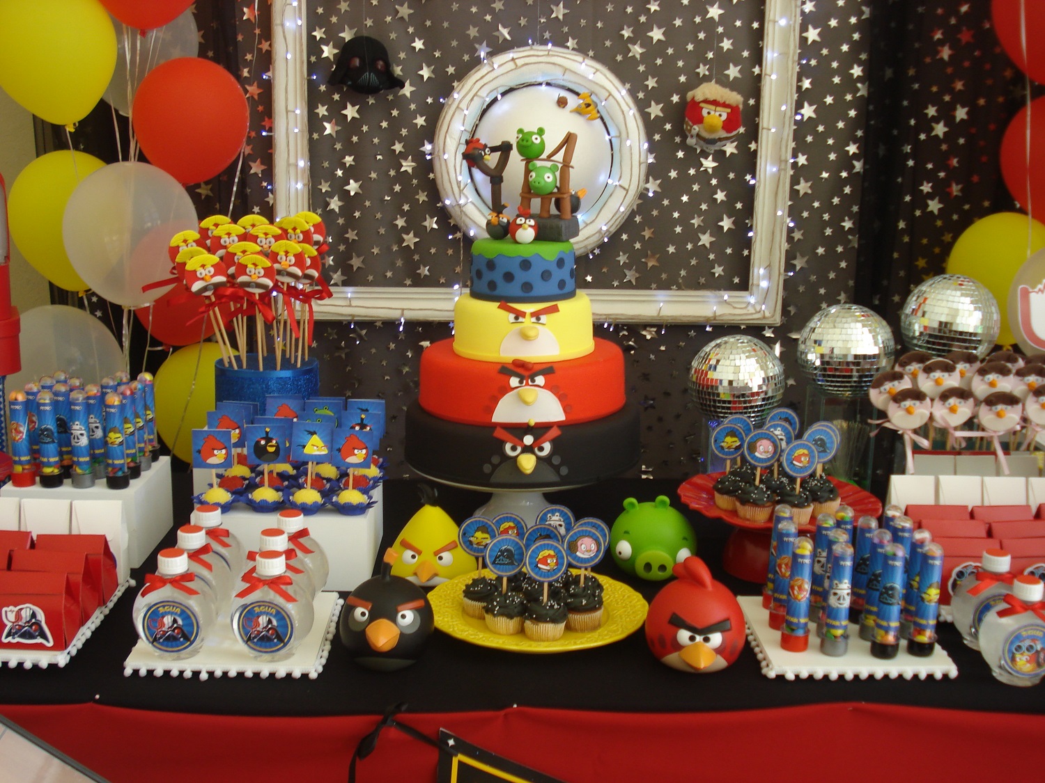 festaangrybirdsstarwarsentreguebolofakeangrybirds festaangrybirdsstarwarsentreguebolofakeangrybirds