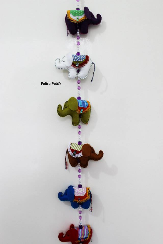 Móbile Pingente Elefante Indiano Feltro Poá Artesanato Elo7 Armario Ropa Barato ~ Móbile Pingente Elefante Indiano Feltro Poá Artesanato Elo7