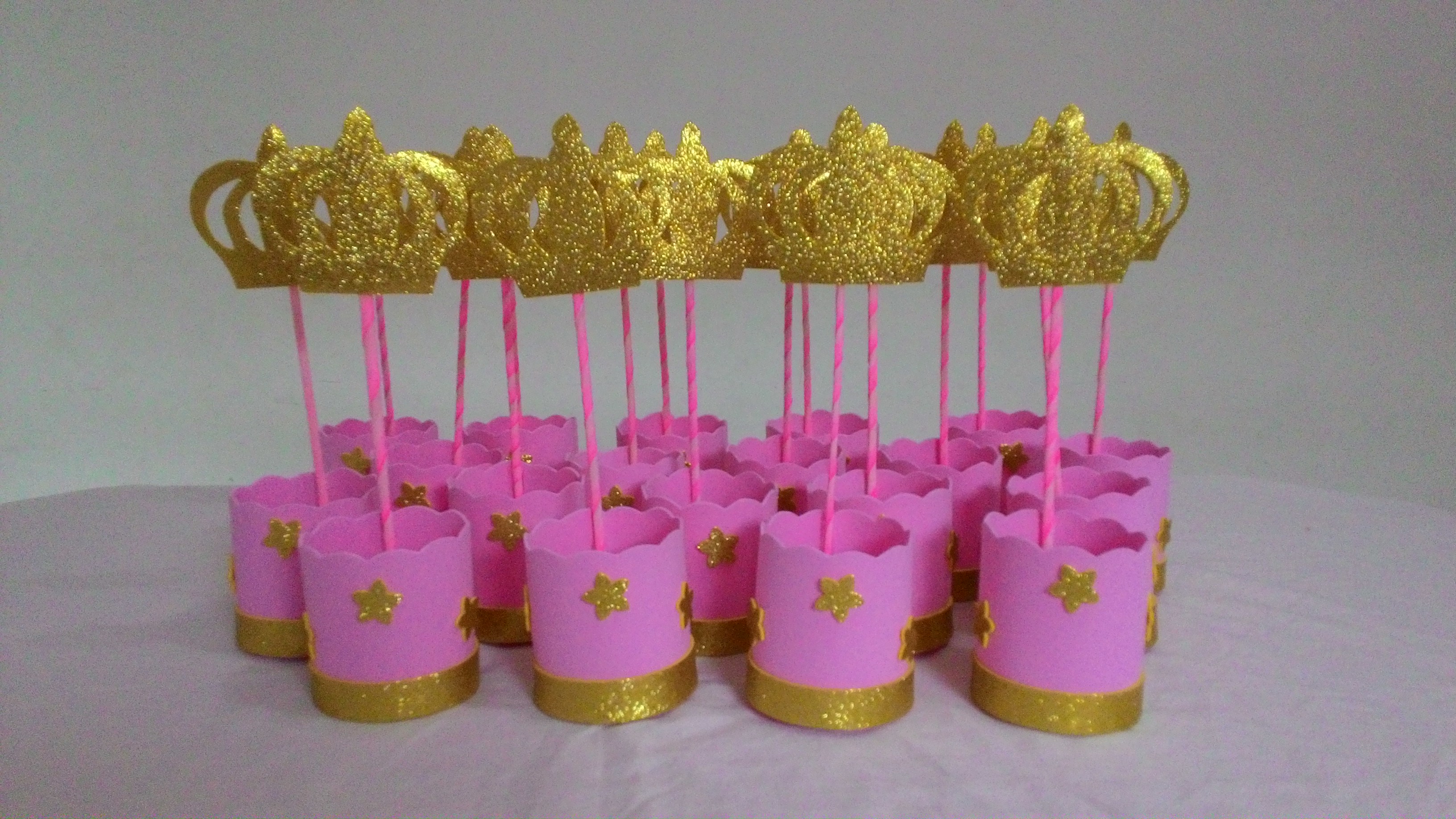 Enfeite de mesa coroa Ateli u00ea yasmin arte e decoraç u00e3o Elo7 Enfeite De Mesa ~ Enfeite de mesa coroa Ateli u00ea yasmin arte e decoraç u00e3o Elo7