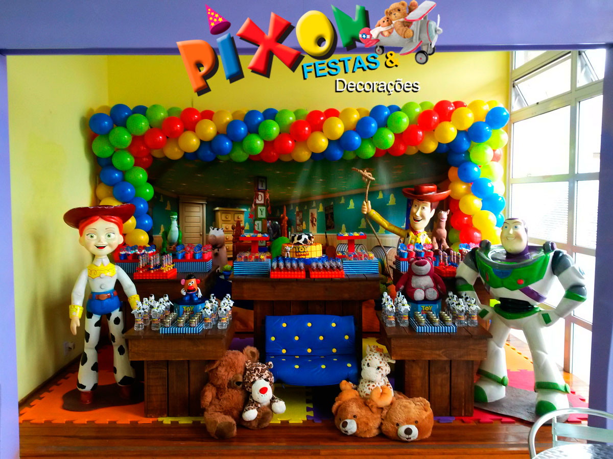 Artigos para festa infantil toy story