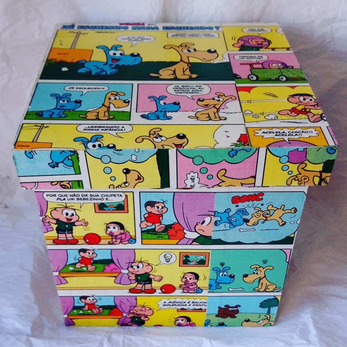 Decoupage de revista em quadrinhos