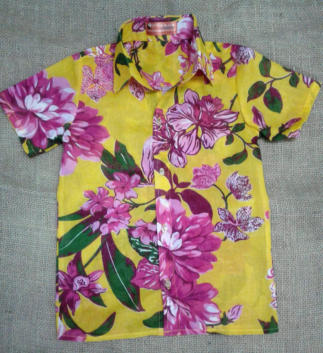 camisa floral juvenil