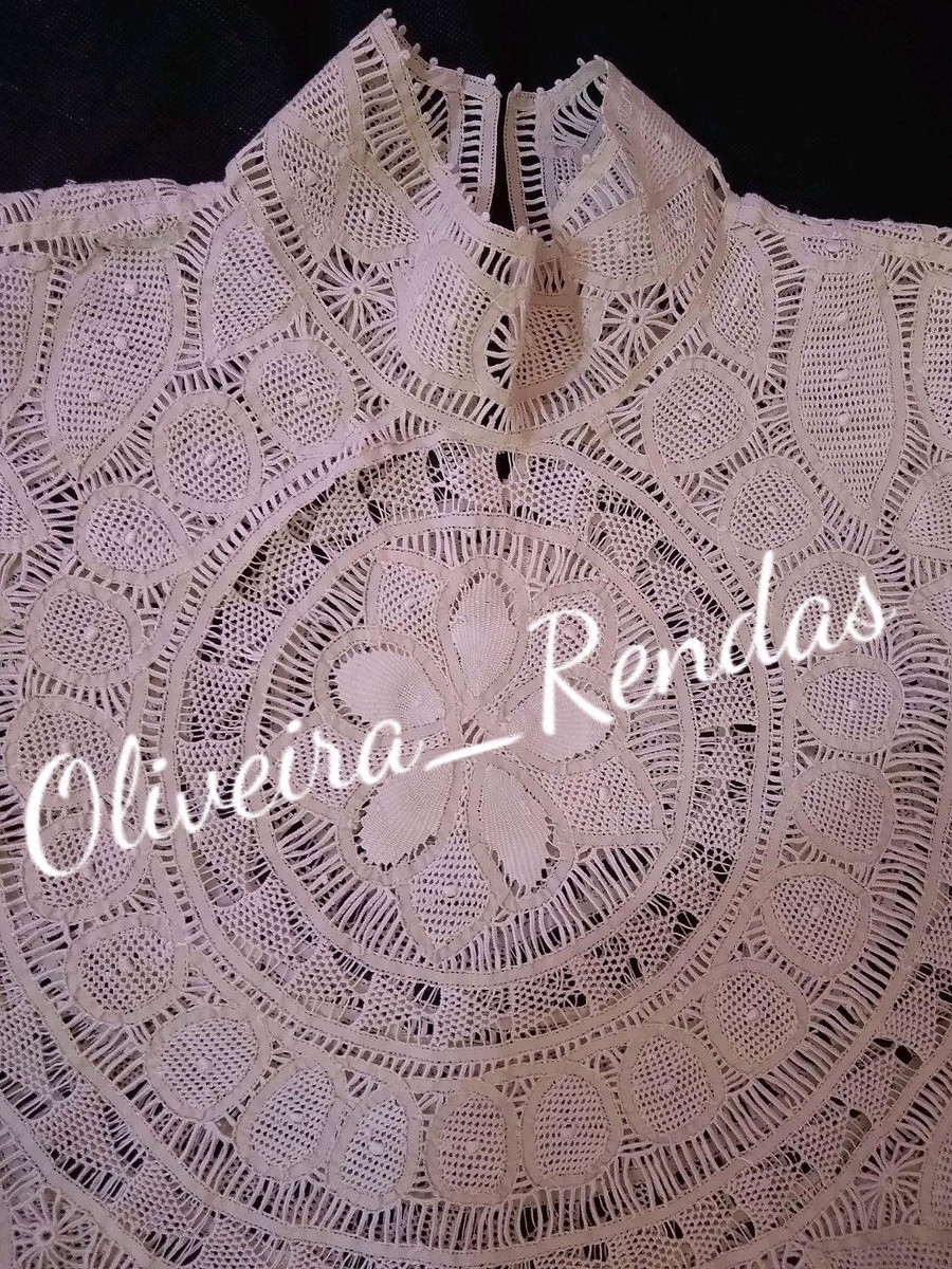 roupas em renda renascença