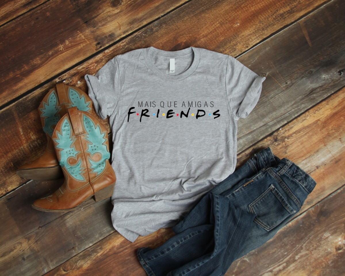 Camiseta t-shirt Mais que amigos, friends