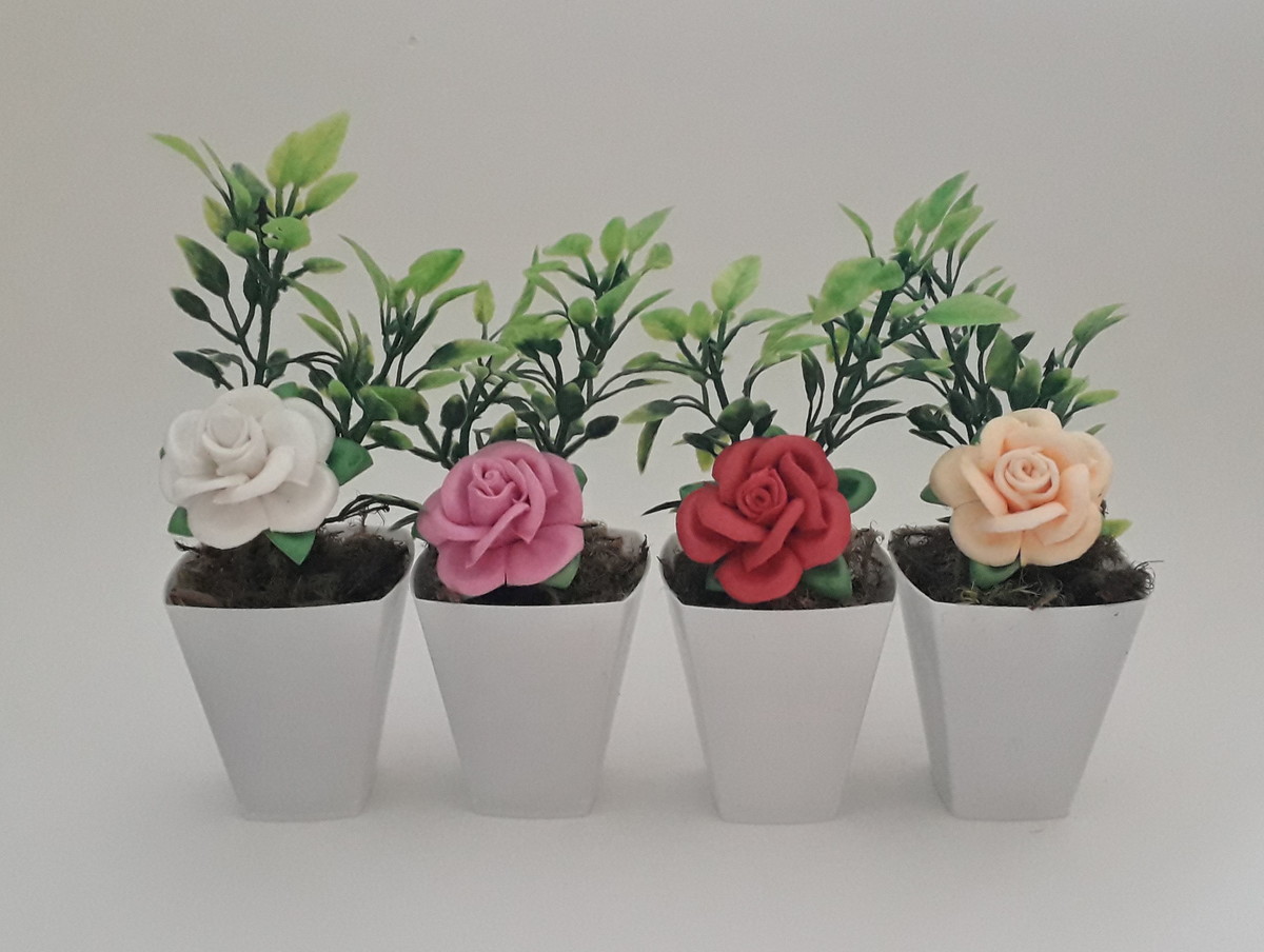 Mini Arranjo com Flores Artificiais | Elo7 Produtos Especiais