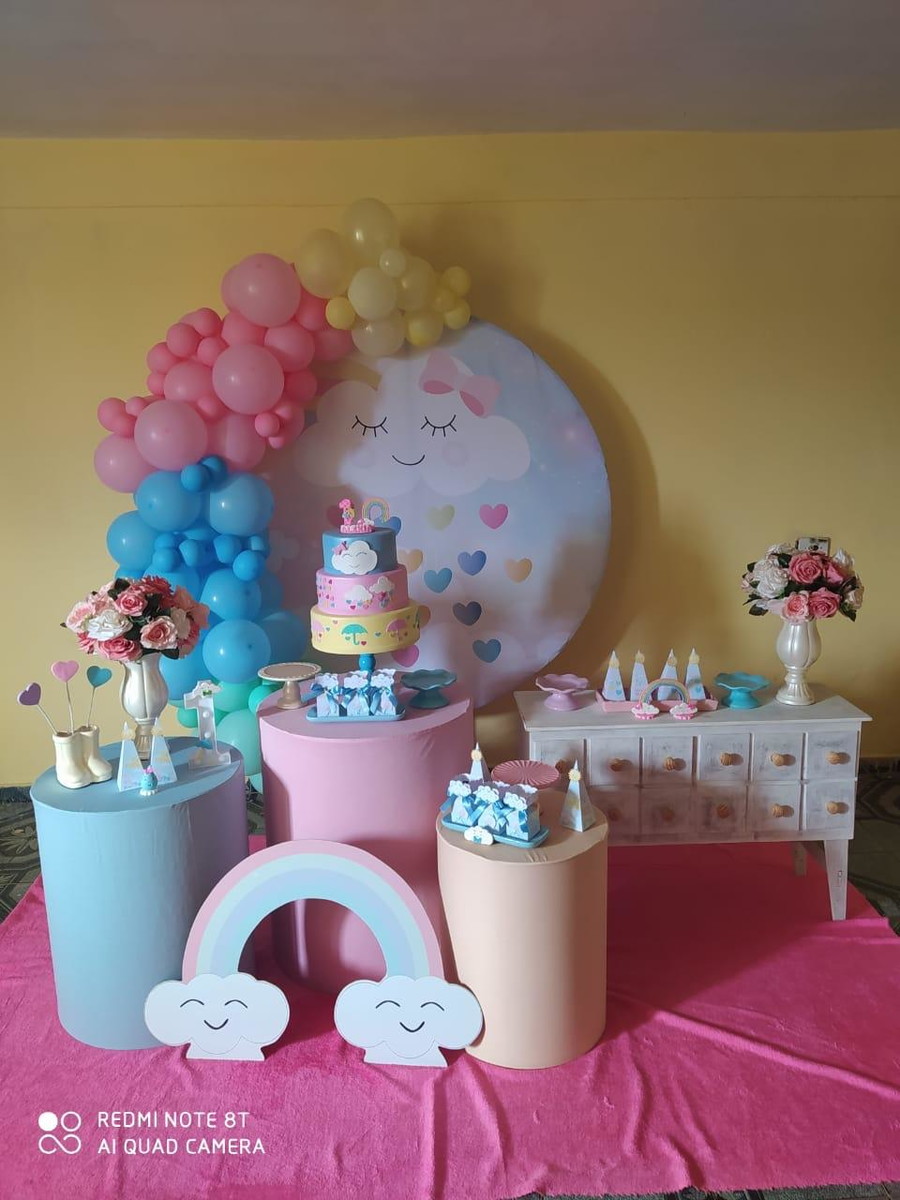 Display para decoração de festa com o tema Chuva de Amor, Tudo