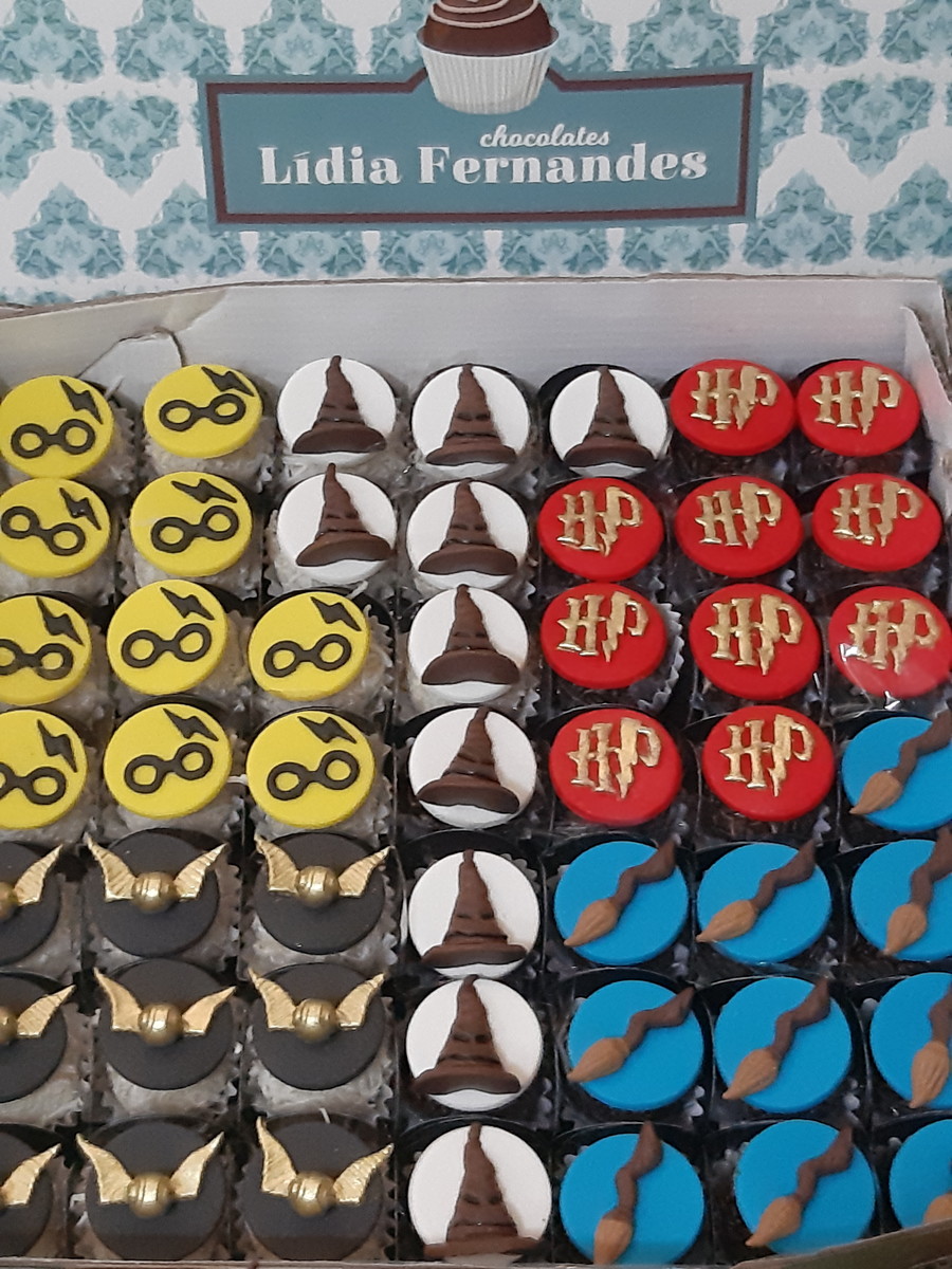 Apliques de Pasta Americana para brigadeiro Harry Potter no Elo7