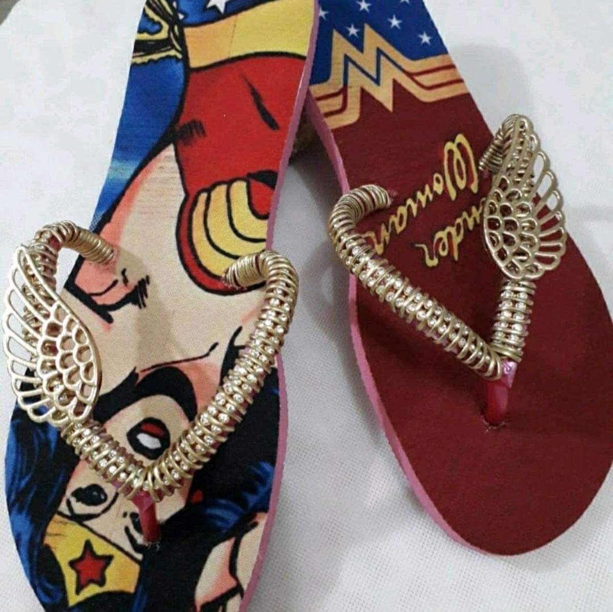 chinelo mulher maravilha havaianas