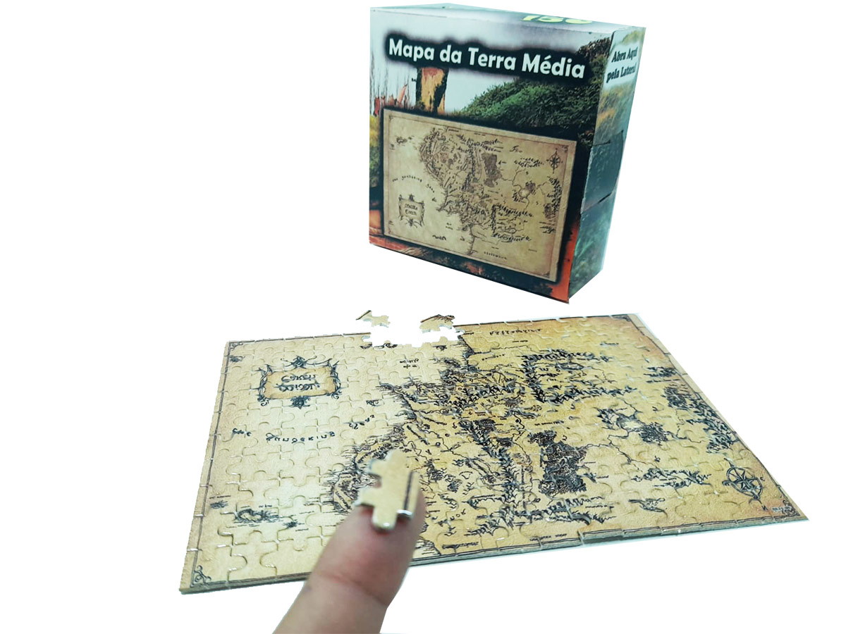 Quebra-cabeça Puzzle Mapa Terra Média de 165 peças com suporte para celular