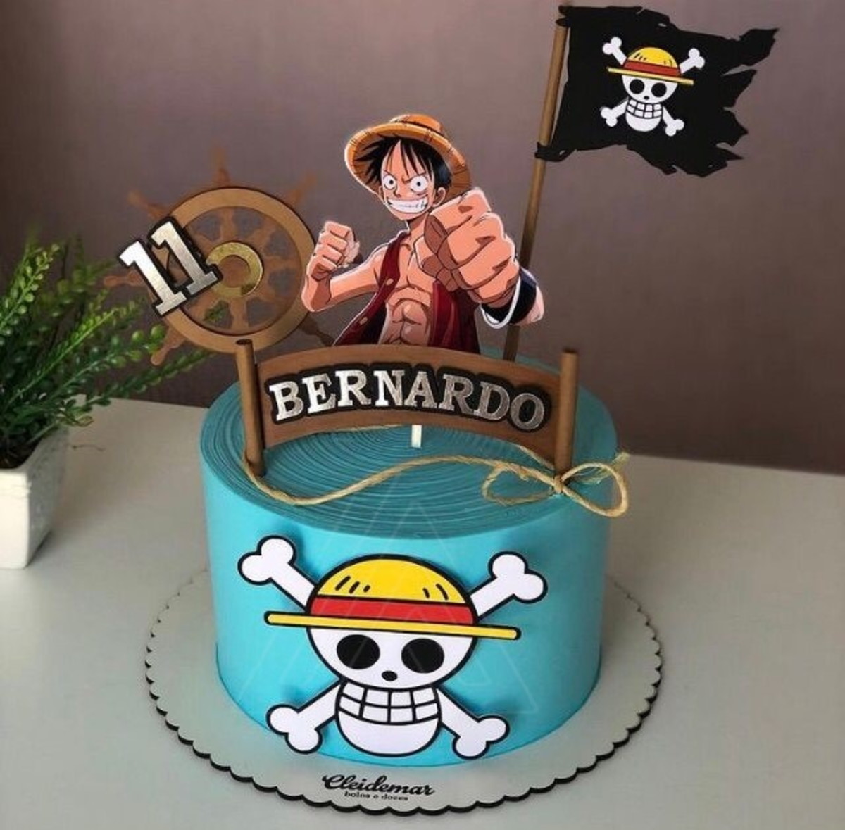 One Piece Luffy festa de aniversário topo de bolo design grátis