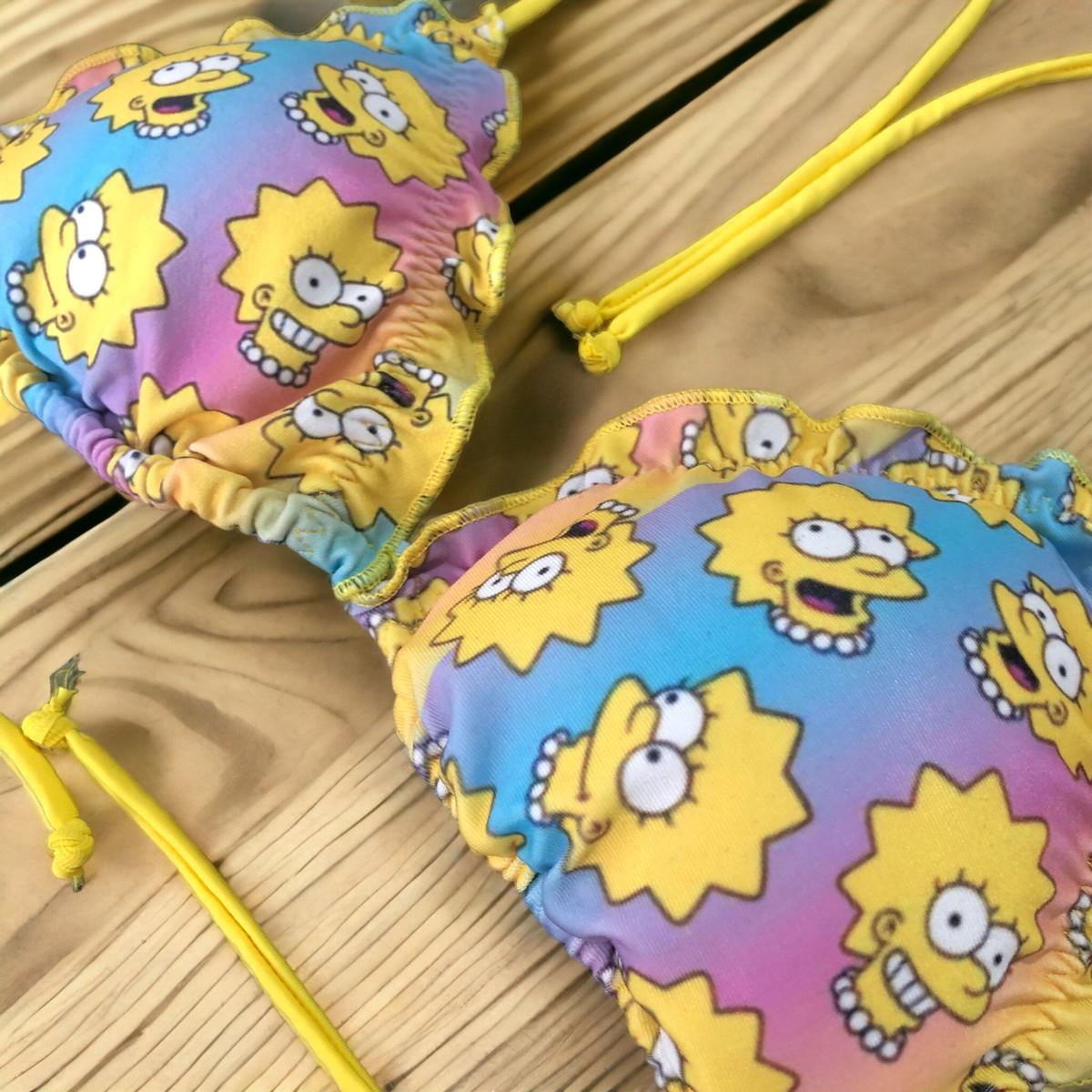 Bikini Biquini Frufru Top Personalizado Desenho Lisa Simpson