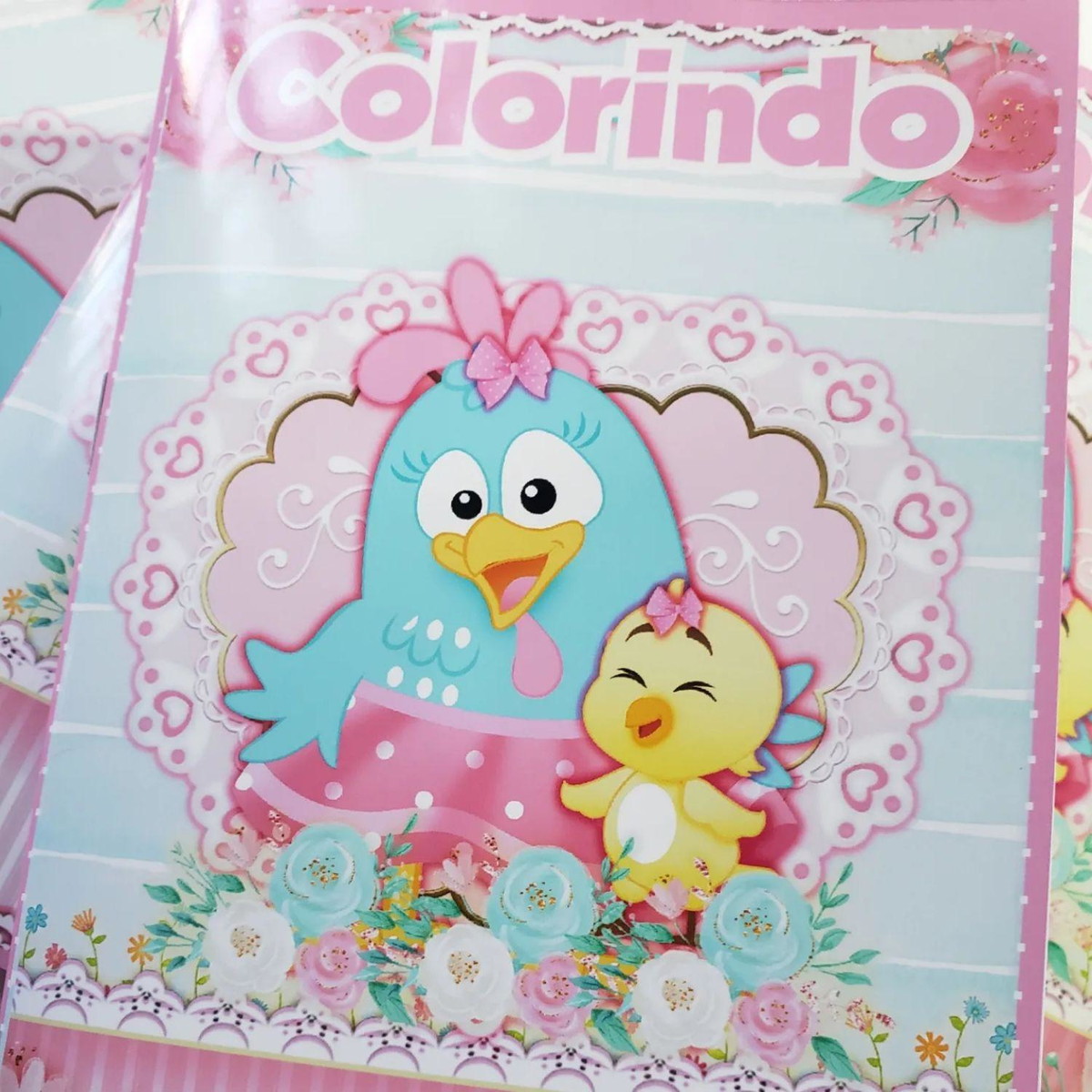 Desenhos de colorir-(3 giz de cera)Galinha Pintadinha