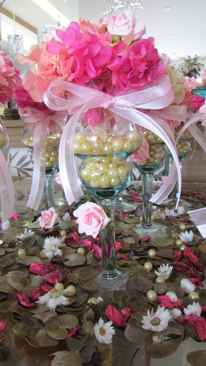 Arranjo mini taça hortencias& pérolas Rosamorena Artes Florais Elo7 Enfeite De Taça ~ Arranjo mini taça hortencias& pérolas Rosamorena Artes Florais Elo7