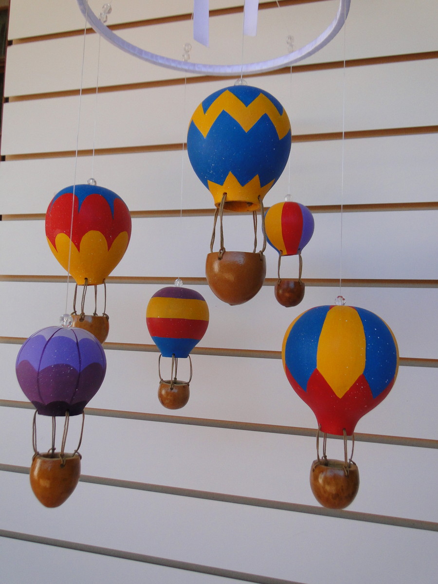 Móbile Bal u00e3o de Cabaça Ateli u00ea Bonecarte Elo7 Enfeite De Balão ~ Móbile Bal u00e3o de Cabaça Ateli u00ea Bonecarte Elo7