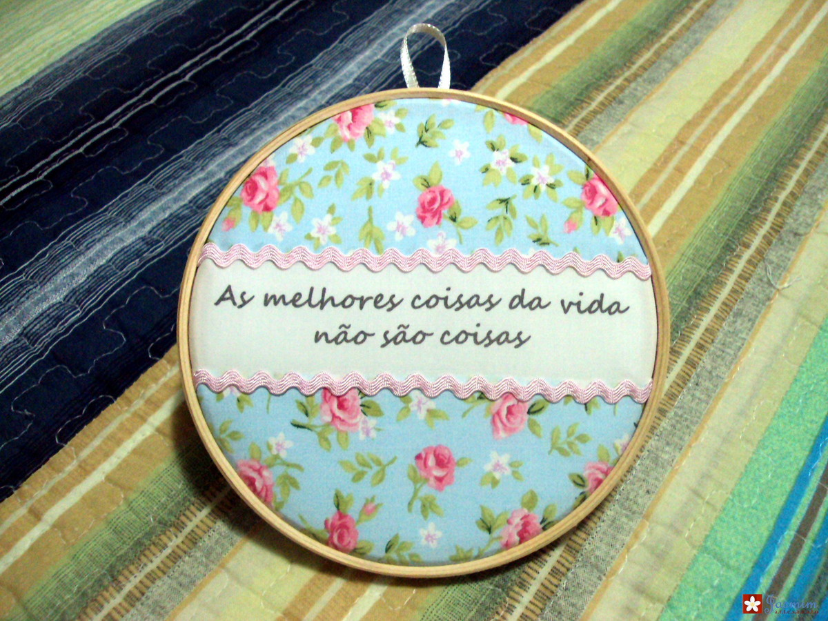 Quadro bastidor com frase As melhores coisas da vida Jasmim Artesanato Elo7 Aparador De Pelos Wahl Clipper Pure Confidence ~ Quadro bastidor com frase As melhores coisas da vida Jasmim Artesanato Elo7