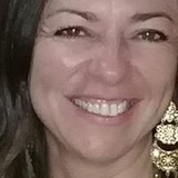 Márcia de Farias Ronfini