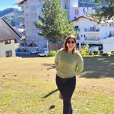 Gislaine Patrícia Machado Ullmann