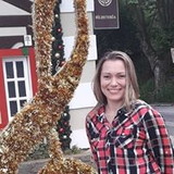 Daniela Salvador de Araújo