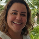 Karina Mendonca pane