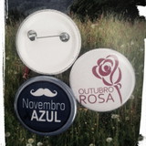 Bottons, imas e chaveiros