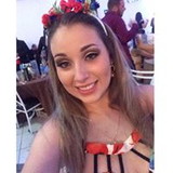 Letícia de Mello Brondani