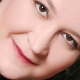 ANA HELENA TOMAZETTI DOS SANTOS