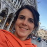 Paula Carvalho Leite