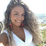 caroline gomes farias