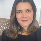 Thais Pires Queiroz Herburgo