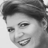 Valéria Teixeira Rocco