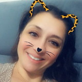 THAÍS FERNANDA VALENTE