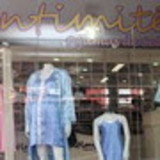 Intimité pijamas de seda