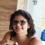 Lívia Lourençoni Massahud Dias