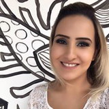 Caroline Marques de Mello