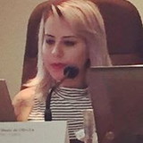 Amanda Muniz Oliveira