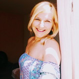 ANDREA CAMPOLONGO DE RESENDE