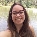 Julia Schott Damião Megre Castro