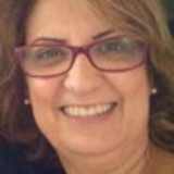 Lya de Oliveira Ferreira Junqueira