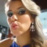 Nicole de Barros Longaray