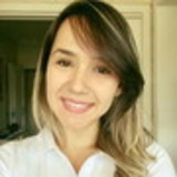 Camila Locks Corrêa