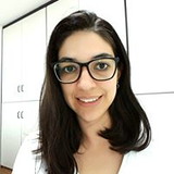 Valeria Caires de Paula Santos