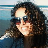 Crislaine Neves Araújo