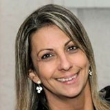 simone da rocha e souza