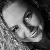 Caroline M Benedicto