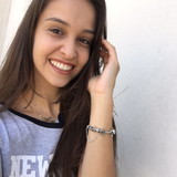 Marcela Moura Menezes